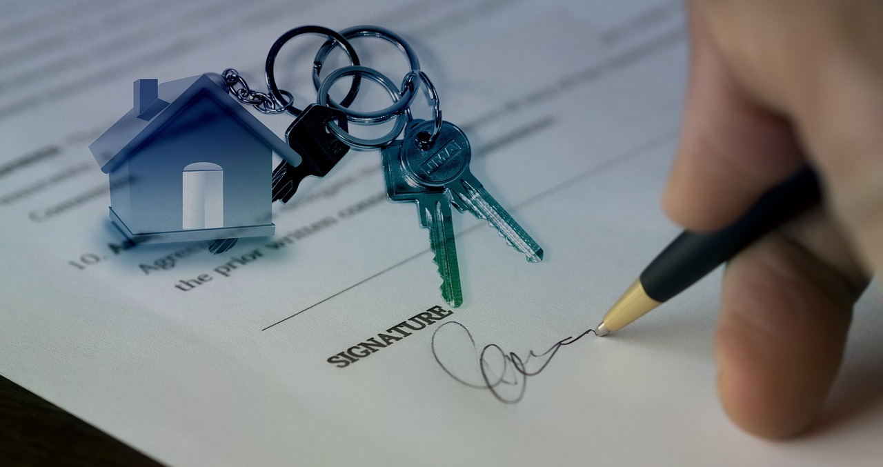 cine plateste comisionul agentiei imobiliare la vanzare